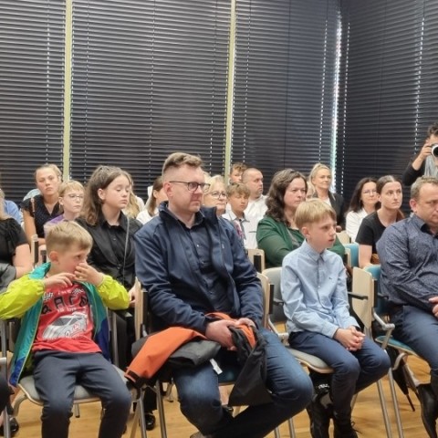 Powiększ obraz: wręczenie nagród